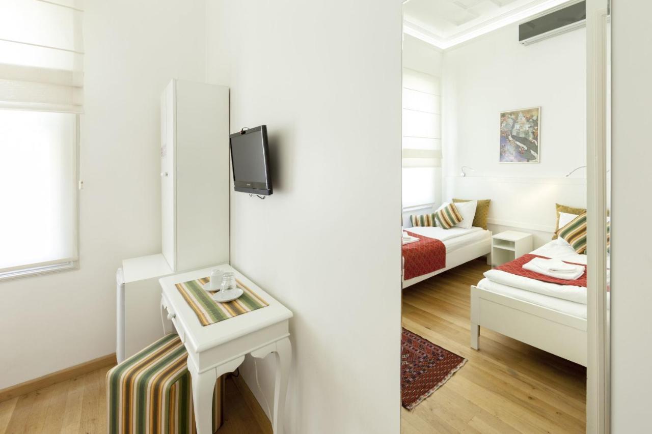 Pi Art Butik Otel Istanbul Bilik gambar